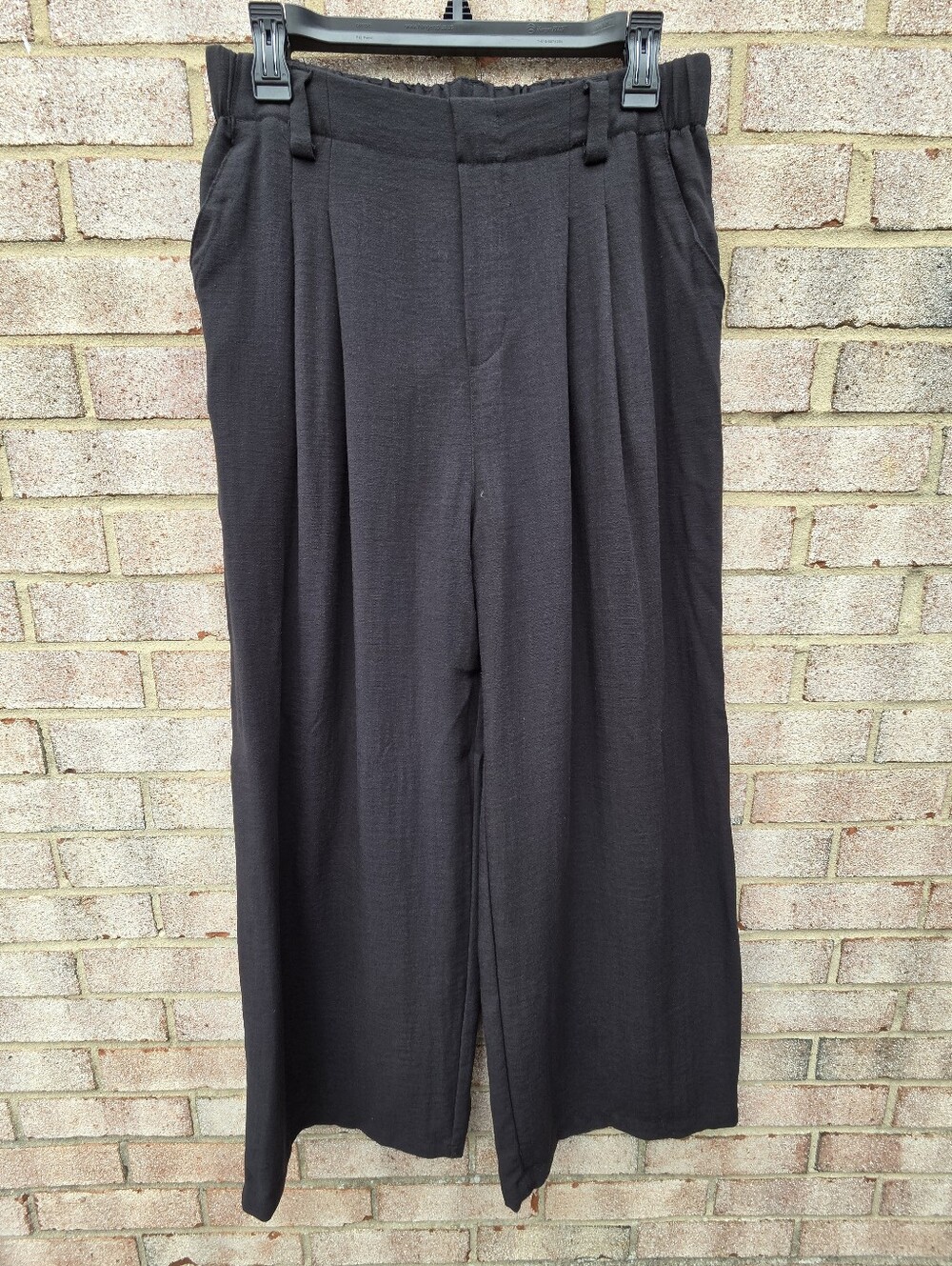 Halara Black Pleated Wide Leg High Waisted Pants - Size Medium Regular